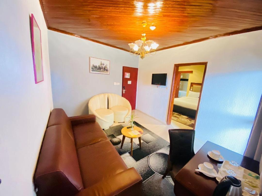 Fini Hotel Bobende リンベ エクステリア 写真