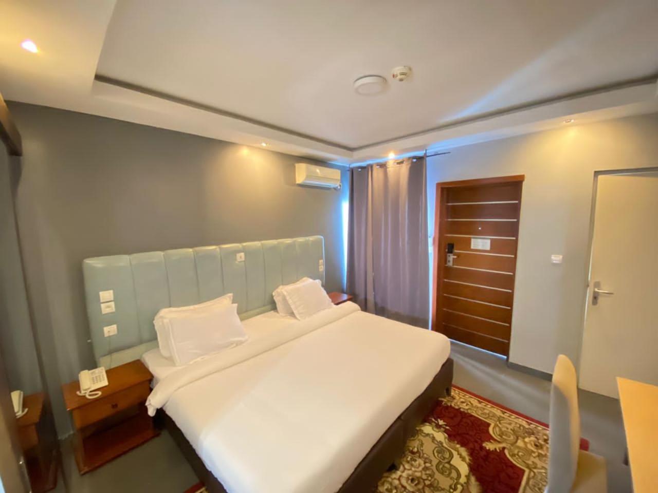 Fini Hotel Bobende リンベ エクステリア 写真